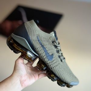 Nike Vapormax Flyknit Size 10 men